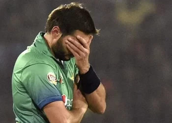 پی ایس ایل 7: کوئٹہ گلیڈی ایٹرز کو بڑا دھچکا