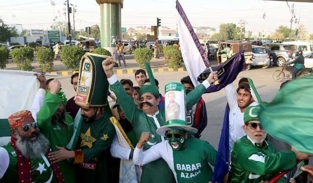 پی ایس ایل میں 25 فیصد شائقین کو بھی اسٹیڈیم نہ لایا جاسکا