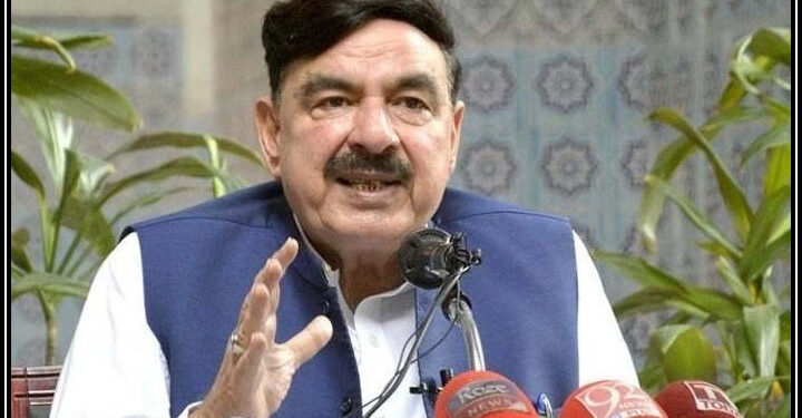 ہماری فورسز دہشتگردوں کو کسی صورت کامیاب نہیں ہونے دیں گی: شیخ رشید