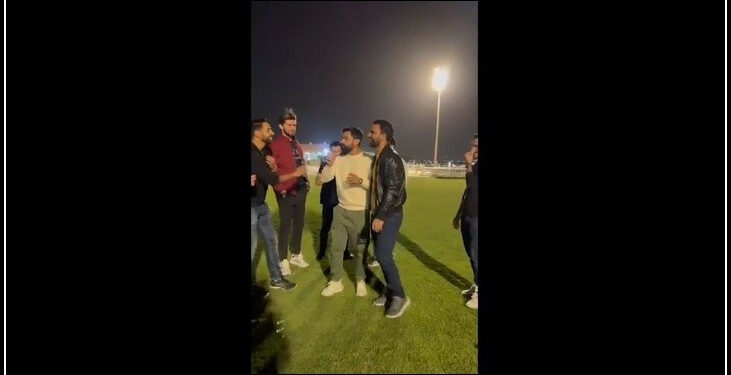 ویڈیو: پشاور زلمی کیخلاف میچ میں ڈراپ کیچ پر حفیظ اور فخر کا دلچسپ مکالمہ