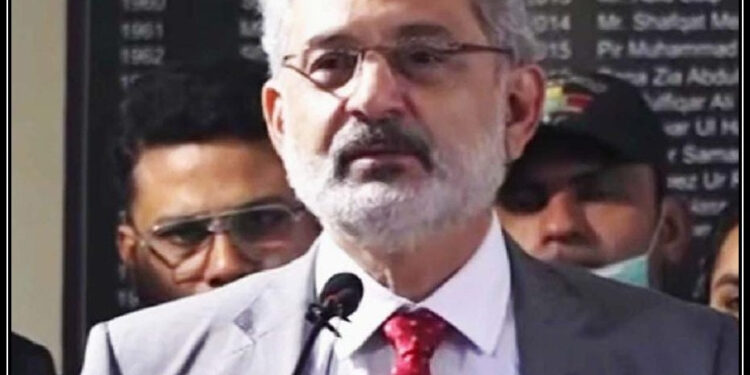 سپریم کورٹ کے سینئیرجج قاضی فائز عیسی کا چیف جسٹس کو خط،صدرارتی ریفرنس پر سوالات اٹھادئے  اسلام آباد (ویب ڈیسک )