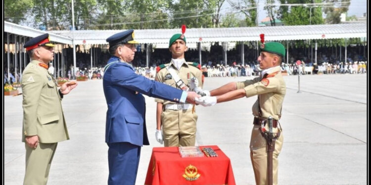پاکستان ملٹری اکیڈمی کاکول میں 145ویں پی ایم اے لانگ کورس سمیت مختلف کورسز کی پاسنگ آؤٹ پریڈ