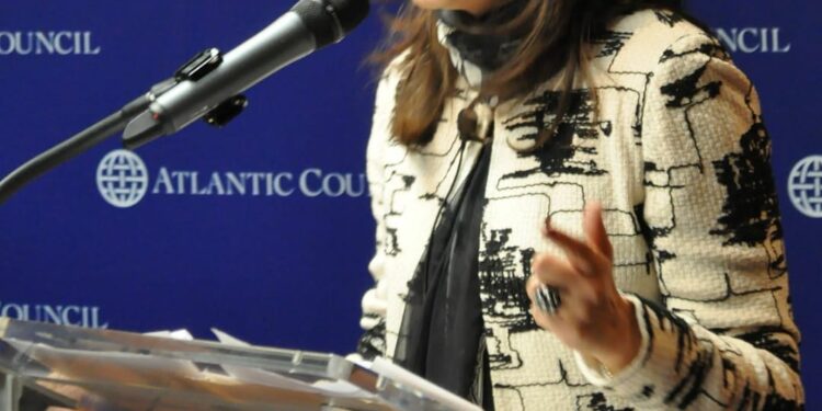 دنیا بھر میں بڑھتی ہوئی عدم مساوات کی نشاندہی نہیں کی گئی،جنوب اور مغرب کے درمیان فرق بڑھ رہا ہے۔ شریں رحمن