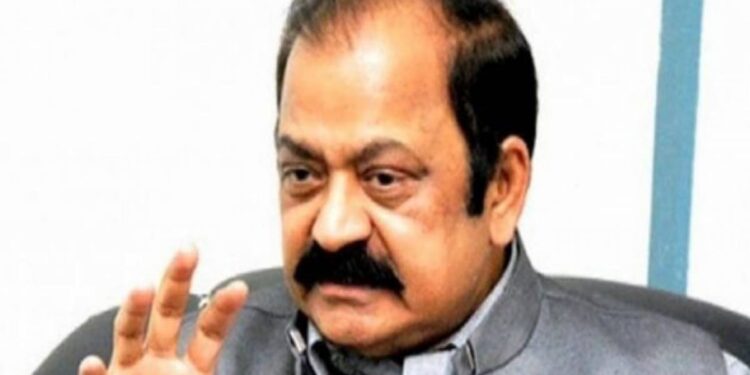 پی ٹی آئی عہدیداروں کے گھروں سے بھاری اسلحہ وگولہ بارود برآمد ہونا خونی مارچ کے ثبوت ہیں ، وزیرداخلہ,رانا ثناء اللّٰہ