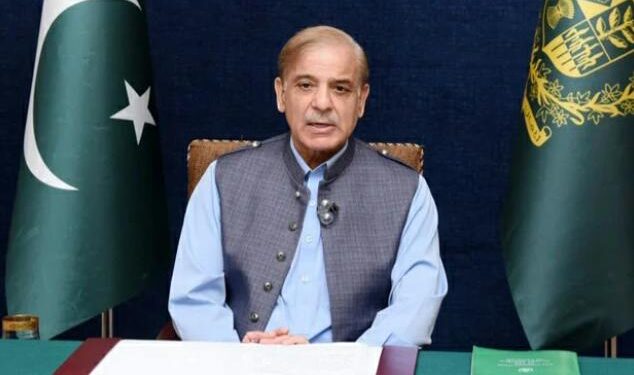 وزیراعظم کا ملک کے ایک کروڑ 40 لاکھ غریب گھرانوں کو ماہانہ 2 ہزار روپے دینے کا اعلان