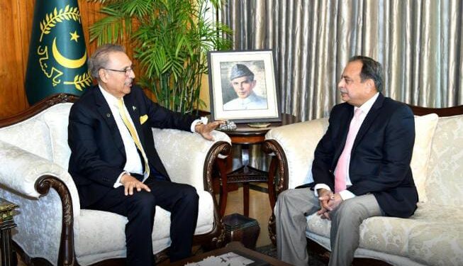 صدر مملکت ڈاکٹر عارف علوی سے اٹارنی جنرل اشتر اوصاف علی کی ملاقات