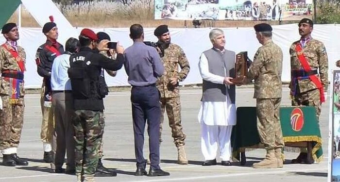فوج نے سوات میں امن و امان کی بحالی کےبعد انتظام ایف سی کے سپرد کر دیا