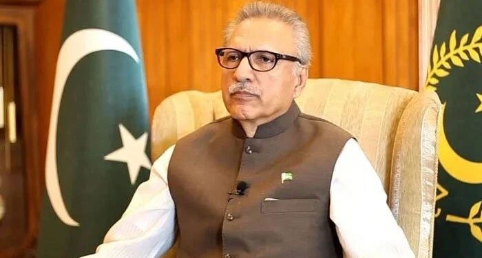 صدر مملکت کا گرین پریذیڈنسی منصوبے کے تحت بجلی، پانی اور گیس کی بچت کے اقدامات پر اظہار ِ اطمینان ‘توانائی کے مسائل اور موسمیاتی تبدیلی کے خطرناک اثرات سے نمٹنے کیلئے سب کو اپنا اپنا کردار ادا کرنا ہوگا، صدر مملکت ڈاکٹر عارف علوی