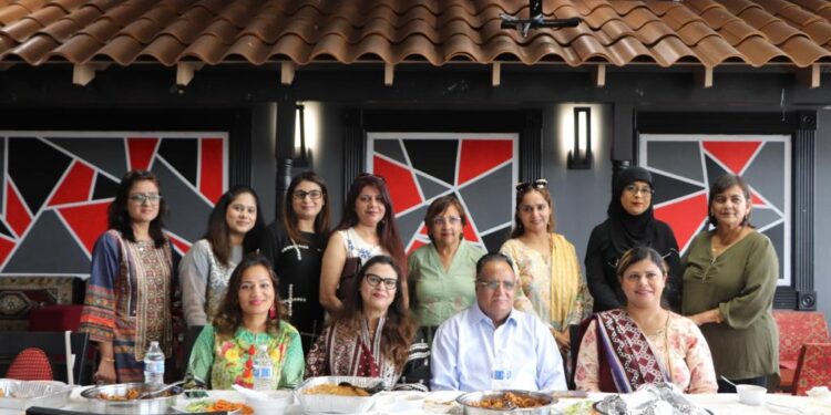 پیپلز پارٹی کی قیادت ایک عورت نے کی اور خواتین کے حقوق کی بحالی پر کئی کام کئے۔خالد اعوان محترمہ بے نظیر بھٹو ہمارے لیے رول ماڈل ہیں ،محترمہ نصرت لغاری