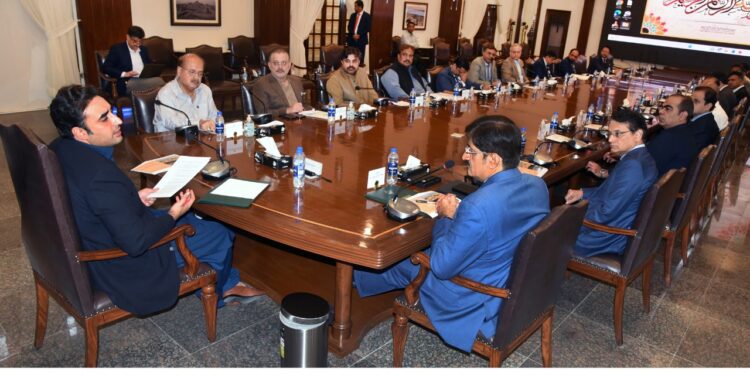 غربت کی شرح میں کمی کیلئے تمام شعبوں کے تباہ شدہ انفراسٹرکچر کی تعمیر نو کی جائے گی، بلاول بھٹو زرداری