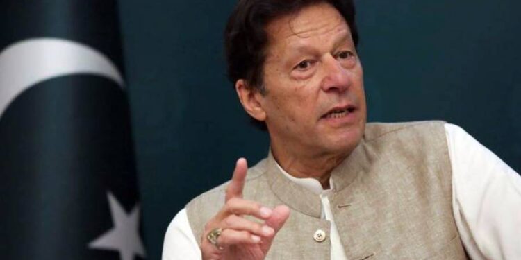 نیشنل سکیورٹی کے سب سے اہم عہدے کا فیصلہ ملک سے باہر بیٹھ کر ہو رہا ہے،عمران خان