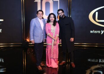 یو بی ایل لٹریچر اینڈ آرٹس ایوارڈز ادب اور فنون کے شعبوں کی حوصلہ افزائی کرنے والا سب سے جامع پاکستانی ایوارڈز بن گیا ہے۔