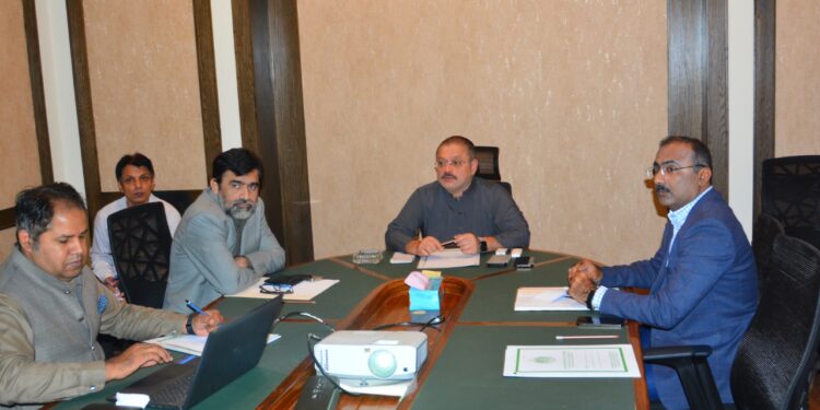 شرجیل انعام میمن کی زیر صدارت بی آر ٹی یلو لائن پروجیکٹ سے متعلق اجلاس۔صوبائی وزیر نے یلو لائن پروجیکٹ کی بسوں کی خریداری کا عمل شروع کرنے کی ہدایت کردی
