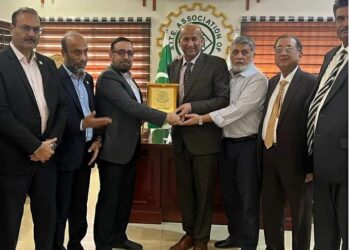 سیکریٹری صنعت کا سائٹ ایریا کراچی کے انفرااسٹرکچر کو بہتر بنانے میں دلچسپی کا اظہار۔حکومت سندھ ضروری وسائل خصوصاً دیکھ بھال کےآلات، مشینری کی فراہمی کے لیے پرعزم ہے،عبدالرشید سولنگی