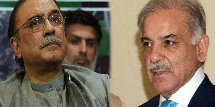 شہبازشریف اور نوازشریف کا آصف زرداری سے ٹیلی فونک رابطہ۔ پنجاب کی سیاسی صورتحال پر تفصیلی تبادلہ خیال ، اسمبلی کی تحلیل روکنے کے لیے مجوزہ اقدامات اور دیگر اپشنز پر بھی گفتگو