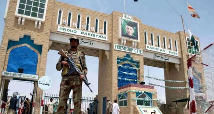 پاک افغان حکام کے درمیان باب دوستی پر فلیگ میٹنگ کے انعقاد پر اتفاق۔بارڈر کشیدگی کی روک تھام کیلئے امارت اسلامی افغانستان ٹھوس اقدامات کرےگی،افغان وفد