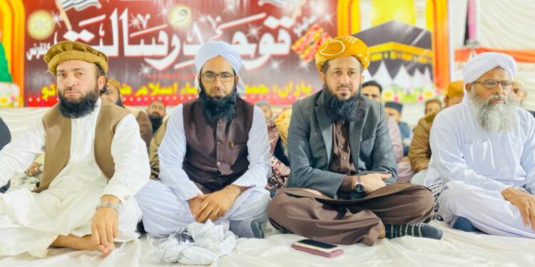 وطنِ عزیز کے اسلامی اقتدار کے تحفظ اور اسلام کے عادلانہ نظام کے نفاذ اور ملک کو شرک و بدعت سے نجات دلانے کے لیے جدوجھد کرنی چاہیے.  مولانا ناصر خالد محمود سومرو
