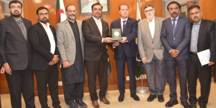 پاکستان۔الجزائر جوائنٹ بزنس کونسل دو طرفہ تجارت کو ایک ارب ڈالر تک لے جانے میں مدد کر سکتی ہے:عرفان اقبال شیخ، صدر ایف پی سی سی آئی