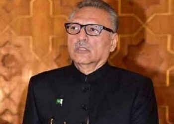 صدر مملکت عارف علوی کی عیسوی سال 2023کے آغاز پاکستانی قوم اور عالمی برادری کو مبارکباد ۔پاکستان کو مسائل سے نکالنے اور ترقی کی راہ پر گامزن کرنے کیلئے ہمیں اپنی ان ہی صلاحیتوں کو بروئے کار لانے کی ضرورت ہے، عارف علوی