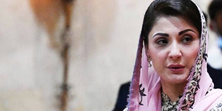 جیل بھرو تحریک کی بسم اللہ زمان پارک سے ہونی چاہیے، مریم نواز منتخب وزیر اعظم کو اقامہ پر گھر بھیج دیا گیا ، میں ڈیتھ سیل میں رہ کر آئی ہوں، یہ 2، 2 دن کی قید میں پولیس والوں کے گلے لگ کر رونے لگ گئے، مریم نواز