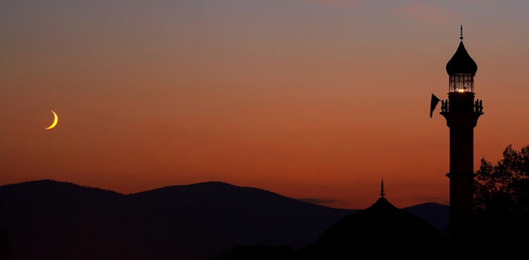 رمضان المبارک کا چاند 22 مارچ کو نظر آنے کا قوی امکان