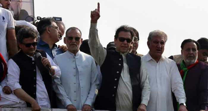 دفعہ 144 ختم ہوتے ہی عمران خان کا پھر سے سڑکوں پر نکلنے کا اعلان