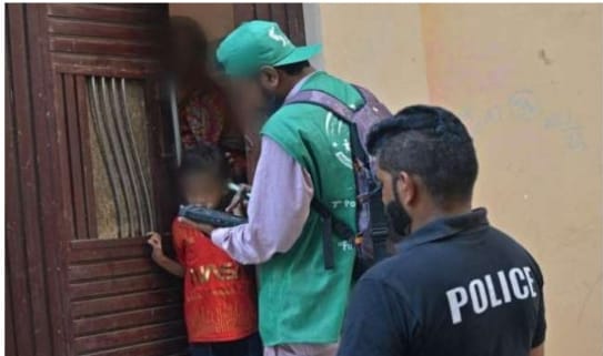 دہشت گردوں کی مردم شماری سیکیورٹی ڈیوٹی پر تعینات پولیس موبائل پر فائرنگ کے نتیجے میں کانسٹیبل شہیدڈیرہ اسماعیل خان میں دہشتگردوں کا مردم شماری ٹیم پر حملہ