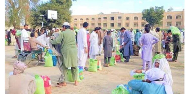 لکی مروت۔شادی کی انوکھی تقریب، ولیمے کے بجائے راشن تقسیم