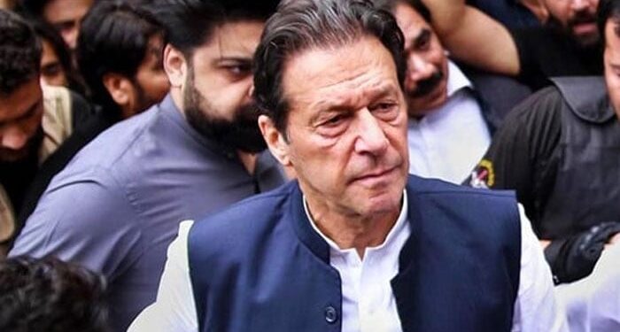 عمران خان سے نیب کی تفتیش، القادر یونیورسٹی کو ملنے والے عطیات کا ریکارڈ مانگ لیا