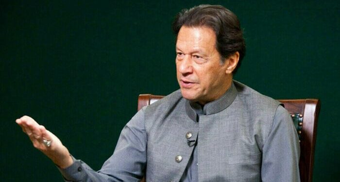 لوگوں سے زبردستی پارٹی چھڑوائی جارہی ہے،عمران خان