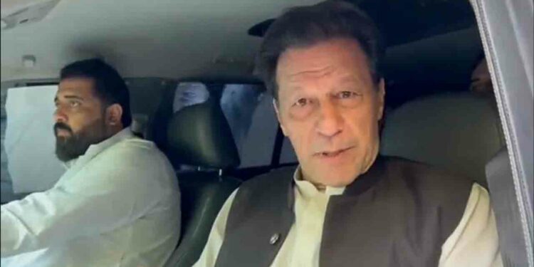 چیف جسٹس سے اظہار یکجہتی کیلئے عمران خان کی قیادت میں ریلی