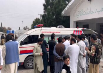 پارا چنار میں مسلح افراد کی اسکول میں گھس کر فائرنگ، 7 اساتذہ جاں شہید