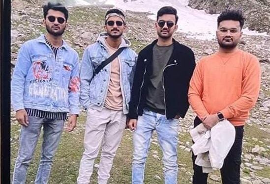 گوجرانوالہ : سٹی  ہاؤسنگ سوسائٹی میں آئیس کی زیادتی سے کار سے چار نوجوانوں کی نعشیں برآمد،