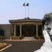 تحریک انصاف کے چیئرمین نے اسلام آباد ہائی کورٹ پر عدم اعتماد کا اظہار کر دیا