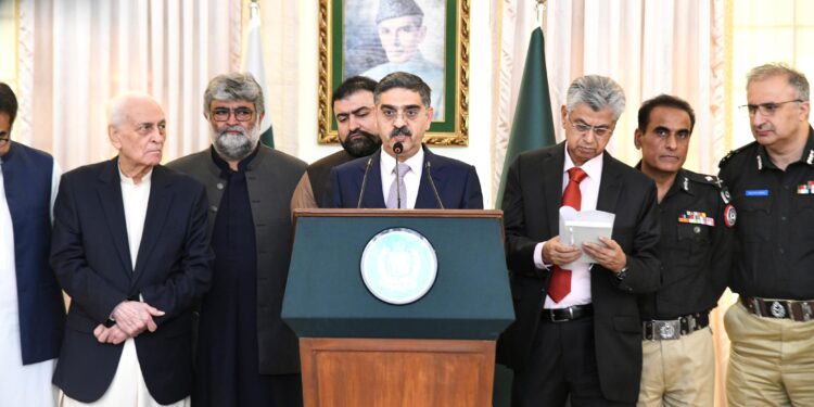 نگراں وزیراعظم کی طرف سے انتخابات کی تاریخ کا اعلان غیر قانونی ہو گا،انوار الحق کاکڑ