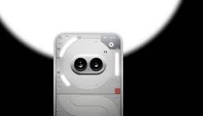 نتھنگ کا جدید ترین موبائل A2 متعارف کرانے کا اعلان،تشہیر کا دلچسپ طریقہ، ویڈیو وائرل