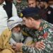 چیف آف آرمی اسٹاف کی ہدایت پر انسپکٹر جنرل فرنٹیئر کور خیبر پختوخواہ نارتھ کی ایس پی اعجاز خان کے گھر گئے اور اہل خانہ سے ملاقات