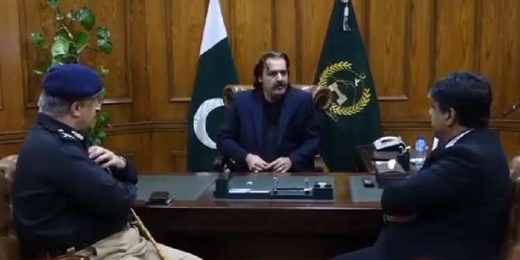 علی امین خان گنڈاپور کی حلف برداری کے بعد وزیراعلیٰ سیکرٹریٹ آمد
