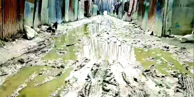 کپواڑہ میں لوگوں کا بنیادی سہولیات کی عدم دستیابی پرقابض حکام کے خلاف احتجاجی مظاہرہ