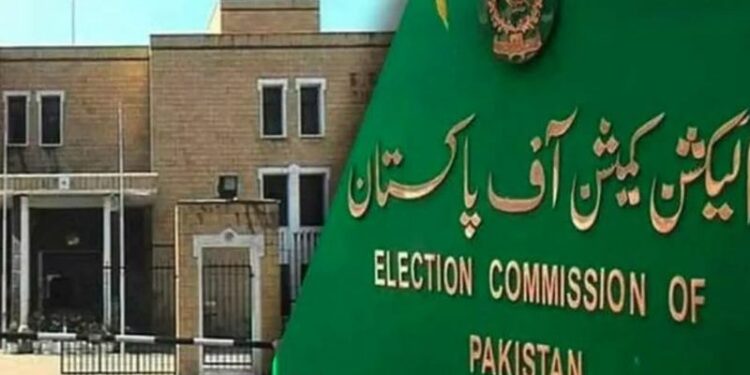 آئندہ ضمنی انتخابات کے دوران قومی اور صوبائی دونوں اسمبلیوں کی 23 خالی نشستوں کے لیے کل 239 امیدوار مدمقابل