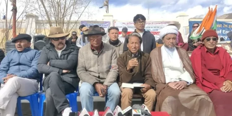 لیہہ”:ایل اے بی “ کا بھارتی صنعت کاروں کو زمینیں فروخت پر اظہار تشویش ، مار چ کا اعلان