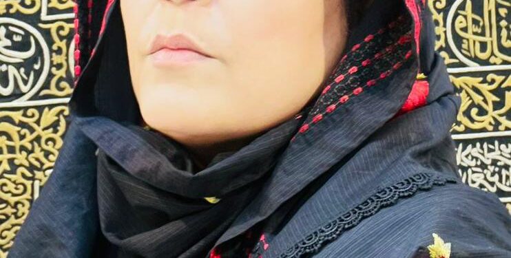 لینڈ مافیا خبردار رہے: اسلامیہ کالج کر احاطے میں موجود قبروں کے حفاظت کیلئے جان تک دے سکتی ہوں : محترمہ حسنہ قریشی