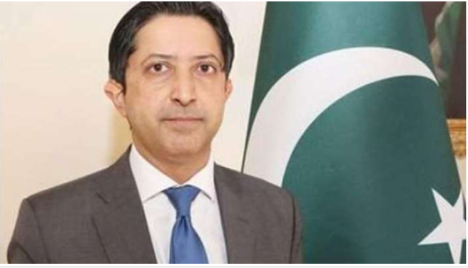 کرغزستان میں انٹرنیشنل سٹوڈٹنس ہاسٹل اور پرائیویٹ رہائش گاہوں کو مقامی انتہا پسندوں نے نشانہ بنایا، زیر علاج پاکستانی شہری شاہ زیب کی حالت خطرے سے باہر ہے، پاکستانی سفیر حسن ضیغم کا ویڈیو پیغام