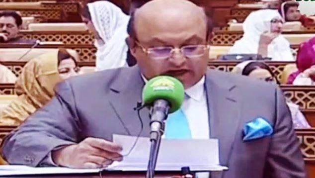 پنجاب حکومت نے آئندہ مالی سال کیلئے 5446ارب روپے حجم کا ٹیکس فری سرپلس بجٹ پیش کر دیا، مجتبیٰ شجاع الرحمن نے بجٹ پیش کیا