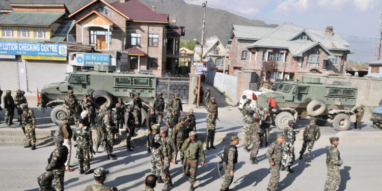 مقبوضہ جموں وکشمیر میں بھارت کے ظالمانہ ہتھکنڈوں سے اس کا جمہوری چہرہ بے نقاب ہوتا ہے