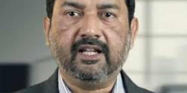 گلشن اقبال چارجڈ پارکنگ کے نام پر مبینہ چنگی ٹیکس کا نفاذ: اقبال ٹاﺅن کے چیئرمین ، میونسپل کمشنر اور ڈائریکٹر چارجڈ پارکنگ کیخلاف عدالت سے رجوع کا فیصلہ