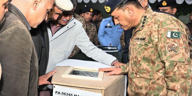 ہرنائی : مادر وطن کا دفاع کرتے ہوئے جام شہادت نوش کرنے والے میجر محمد حسیب شہید کی نماز جنازہ چکلالہ راولپنڈی میں ادا