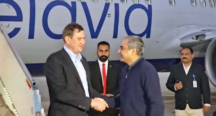 بیلاروس کا وزارتی وفد پاکستان پہنچ گیا