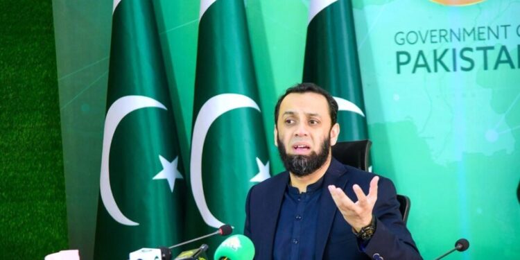عوام نے انتشار کی سیاست مسترد کر دی ہے، پاکستان ترقی کرے گا، معیشت مزید مستحکم ہوگی، بیلاروس کے صدر کے دورہ پاکستان سے ملکی معیشت پر مثبت اثرات مرتب ہوں گے، عطاء اللہ تارڑ