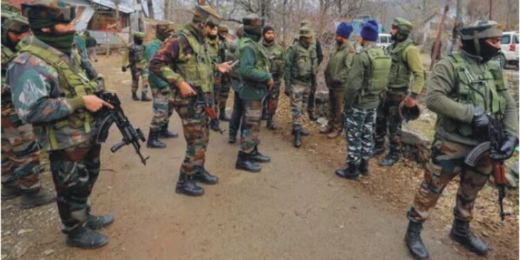 بھارتی فورسز نے چھاپے مارکارروائیوں کے دوران 500سے زائد کشمیریوں کو گرفتار کر لیا